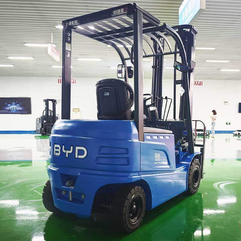 北海五金厂配比亚迪座驾式电动叉车，先想清楚这几点