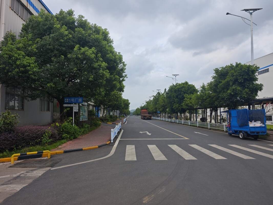 柳州二手比亚迪1.5吨电动叉车市场行情怎么样？入手前先看(图1)