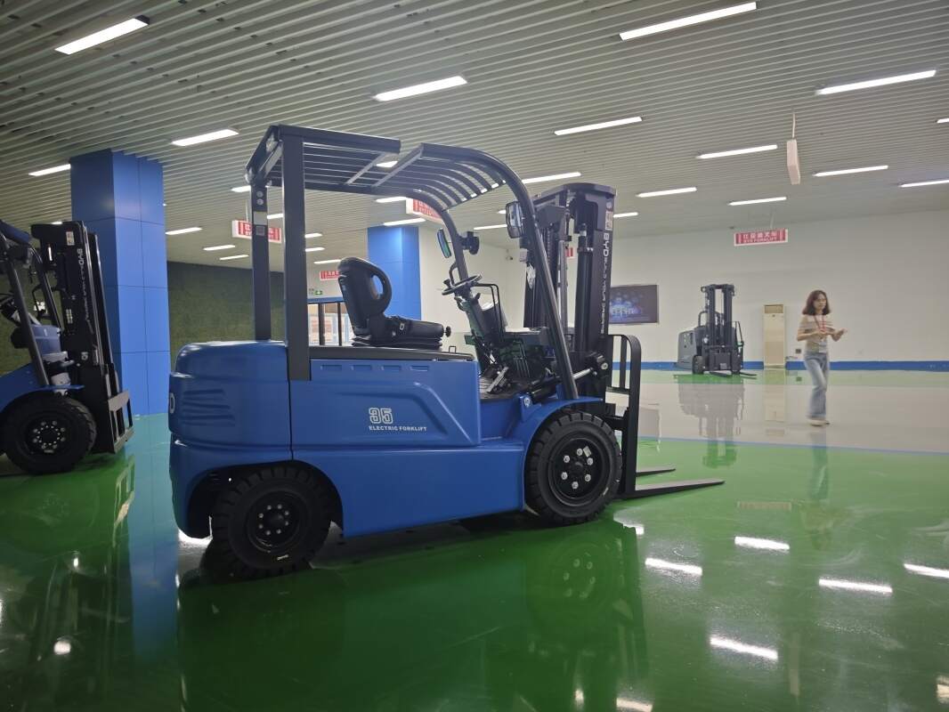 2025年柳州新能源电动叉车价格行情，看完心里有底