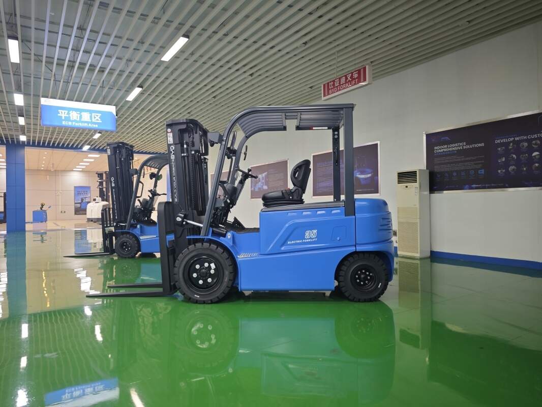 新手买比亚迪电动堆高车，百色老手给出的选型建议